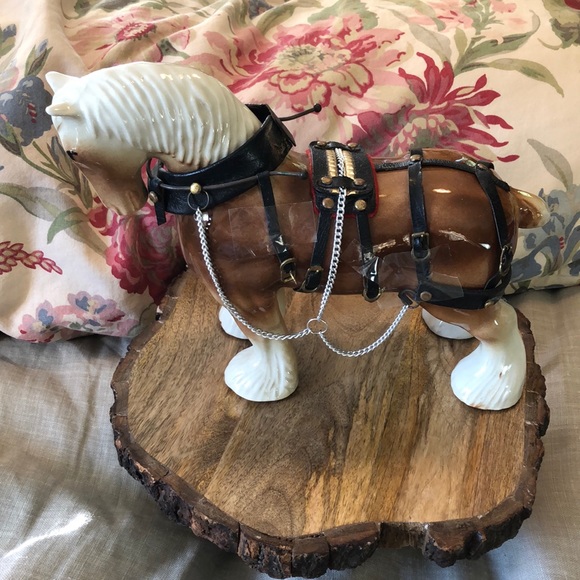 ANTIQUE MCM Porcelain Horse Clydesdale w/ accoutrements Figurine Budweiser Beer - Picture 7 of 16